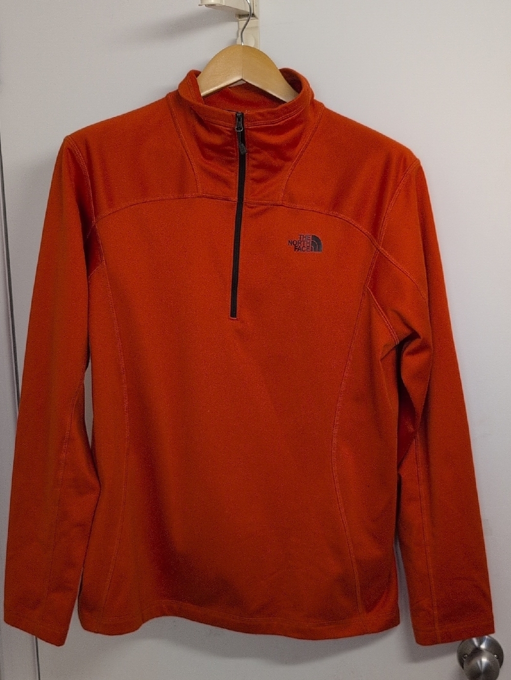 THE NORTH FACE ORANGE 1/4 ZIP PERFORMANCE PULLOVER SIZE SMALL